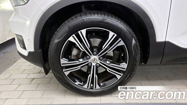 Volvo XC40 B4 Inscription, 2021 все фото
