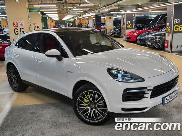 Porsche Cayenne (PO536) 3.0 E-гибрид купе, 2022 1