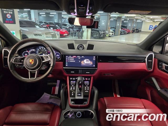 Porsche Cayenne (PO536) 3.0 E-гибрид купе, 2022 11