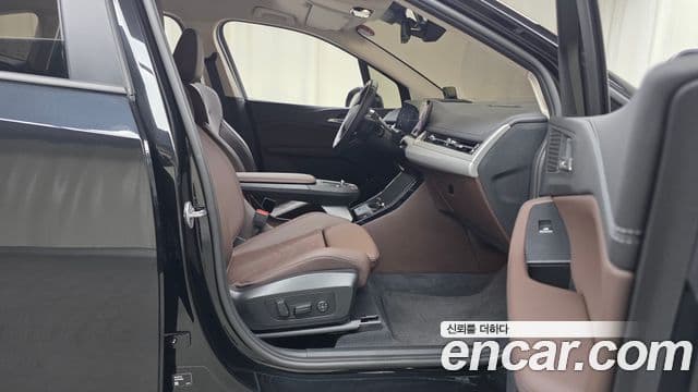 BMW 2시리즈 active 투어러 (U06) 220i Advantage, 2025 11