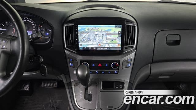 Hyundai The / новый New Grand Starex Modern, 2020 15