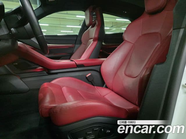 Porsche 타이칸 4S, 2021 8