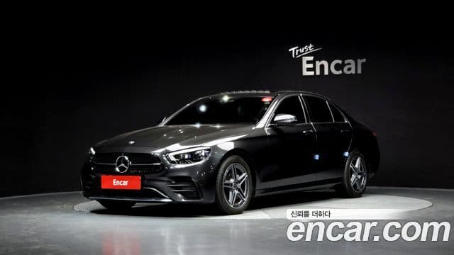 Mercedes-Benz E-класс W213 AMG Line, 2023 1