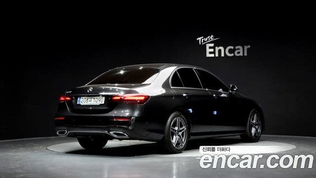 Mercedes-Benz E-класс W213 AMG Line, 2023 2