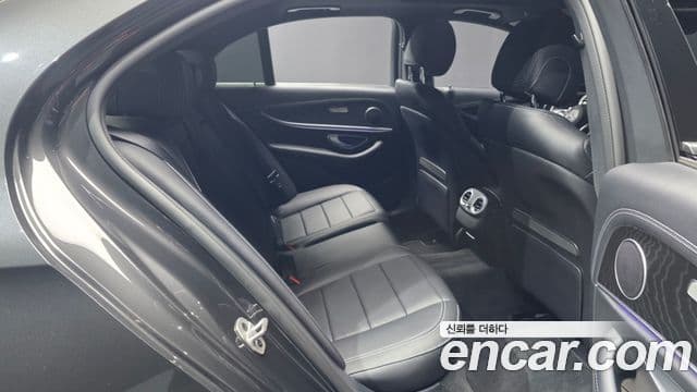 Mercedes-Benz E-класс W213 AMG Line, 2023 12