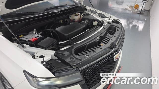 Cadillac Escalade 5세대 ESV Sport Platinum, 2023 6