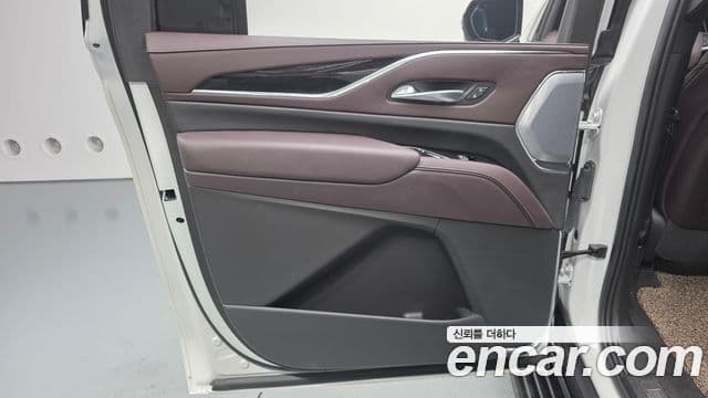 Cadillac Escalade 5세대 ESV Sport Platinum, 2023 18