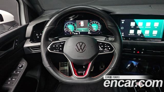 Volkswagen Гольф 8세대 2.0 GTI, 2024 13