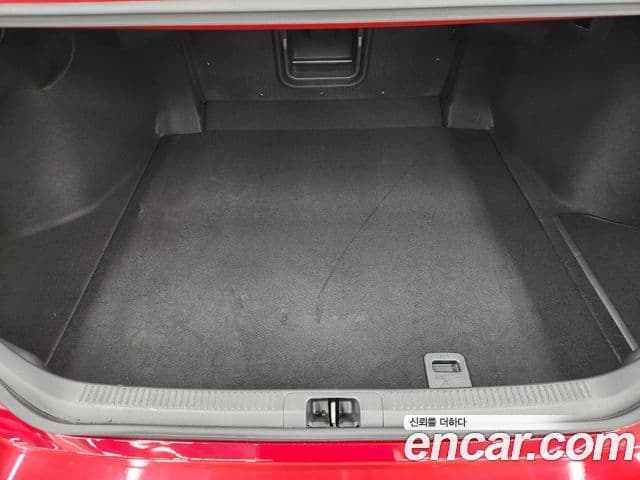 Toyota 캠리 (XV80) 2.5 XLE Premium гибрид, 2025 19