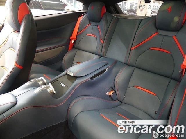 Ferrari GTC4 루쏘 T 3.9 V8, 2018 18