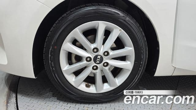 Kia The / новый New K3 E тип, 2016 все фото