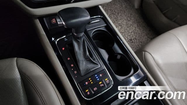 Kia All New Carnival Noblesse, 2017 9