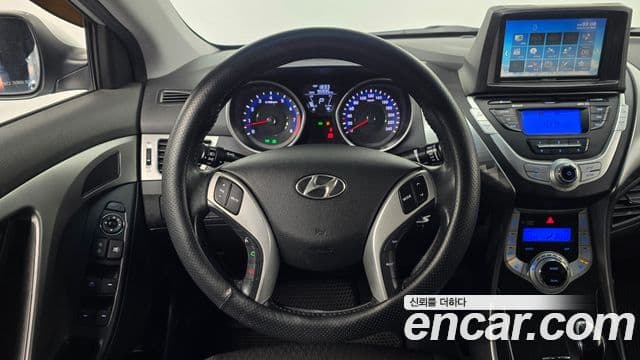 Hyundai Avante MD Luxury, 2011 13