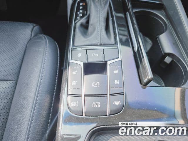 Kia All New K7 3.0 LPI Luxury (арендный автомобиль), 2017 9