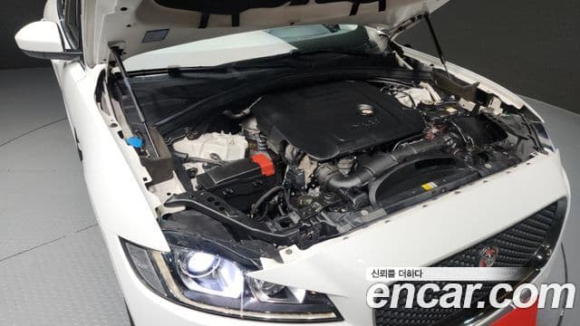 Jaguar F-PACE Prestige, 2018 6