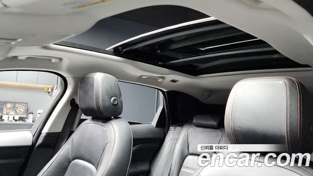 Jaguar F-PACE Prestige, 2018 18