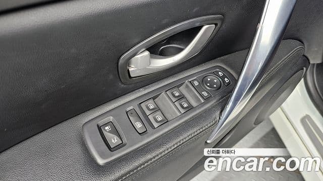 Renault Korea(Samsung) SM7 Nova LPLI 2.0 LPe для людей с инвалидностью, 2016 14