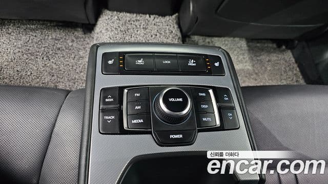 Genesis G80 Luxury Special, 2020 17