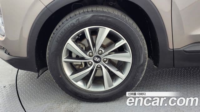 Hyundai Santa Fe TM Exclusive, 2019 все фото