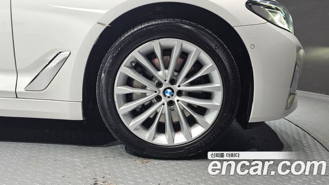 BMW 5시리즈 (G30) Luxury, 2021 все фото