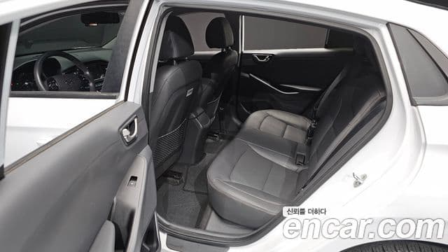 Hyundai Ioniq Электрический (Electric), 2018 11