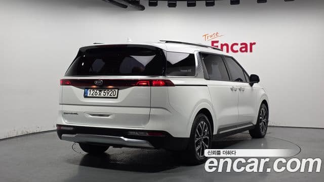 Kia Carnival 4세대 Signature, 2021 2