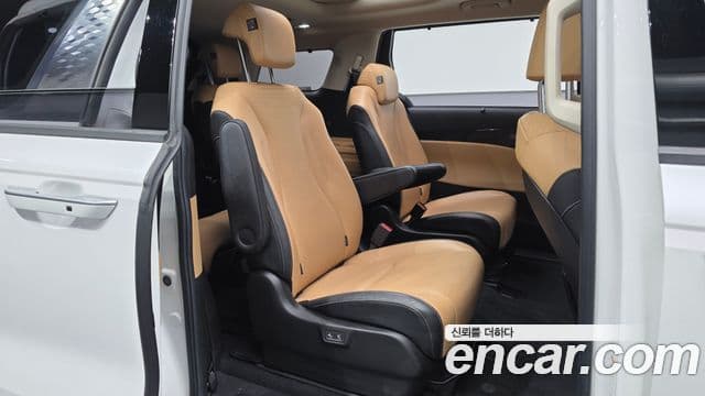 Kia Carnival 4세대 Signature, 2021 12
