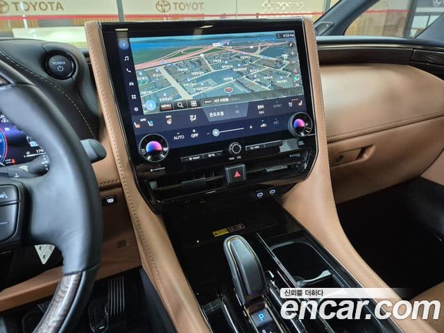 Toyota Alphard 4세대, 2025 7