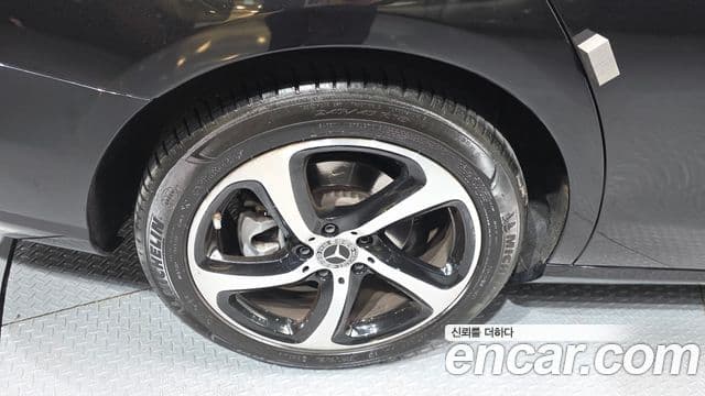 Mercedes-Benz E-класс W213 Avantgarde, 2021 все фото