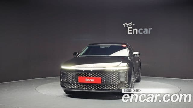 Hyundai Grandeur (GN7) Calligraphy, 2025 3