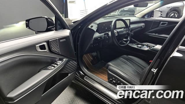 Kia The / новый New K8 Prestige(арендный автомобиль), 2025 10