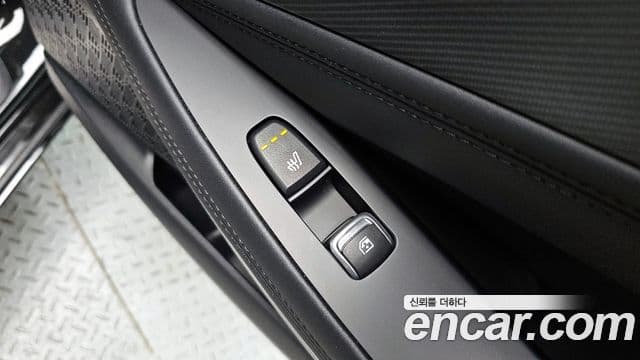 Kia The / новый New K8 Prestige(арендный автомобиль), 2025 18