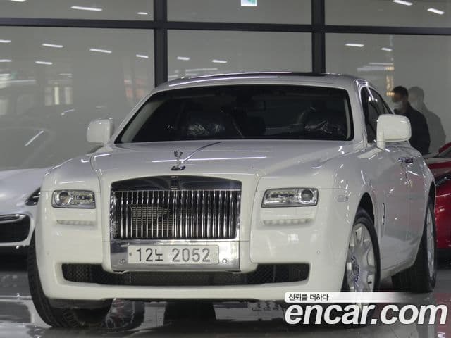 Rolls-Royce 고스트, 2011 1