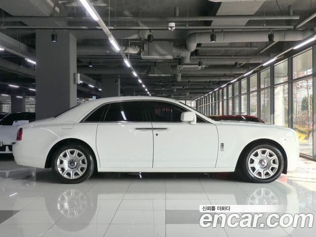Rolls-Royce 고스트, 2011 2