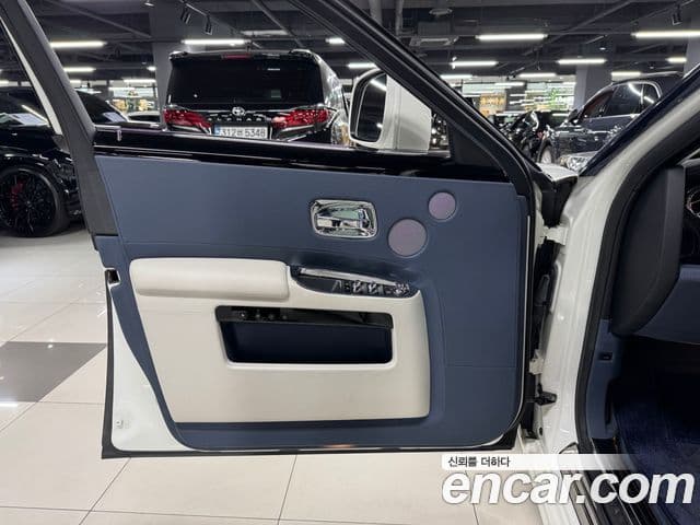 Rolls-Royce 고스트, 2011 все фото