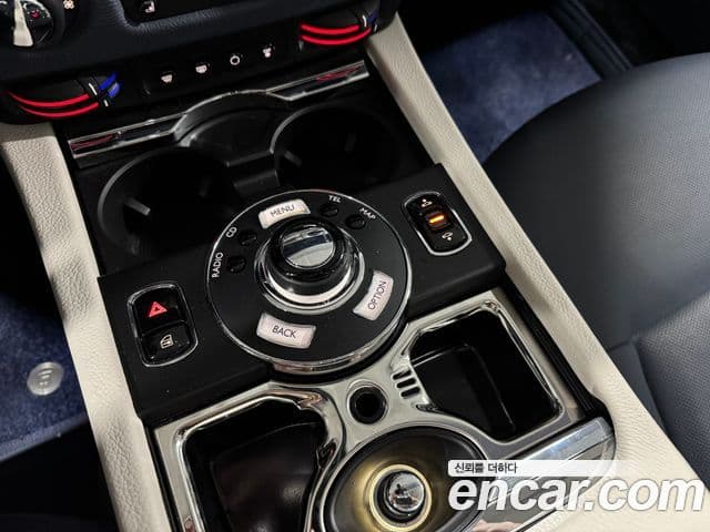 Rolls-Royce 고스트, 2011 10