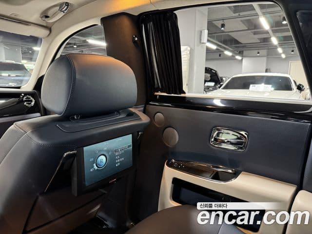 Rolls-Royce 고스트, 2011 13