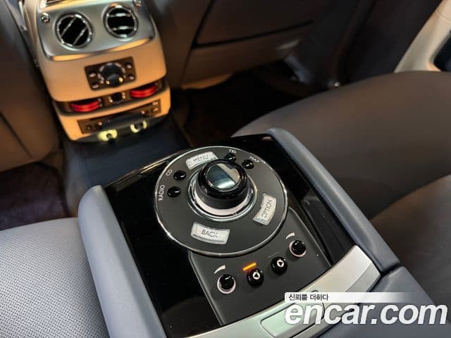 Rolls-Royce 고스트, 2011 14