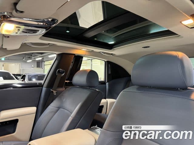 Rolls-Royce 고스트, 2011 15