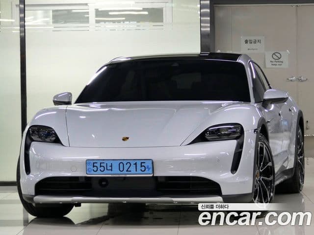 Porsche 타이칸 4S Cross Turismo, 2023 1