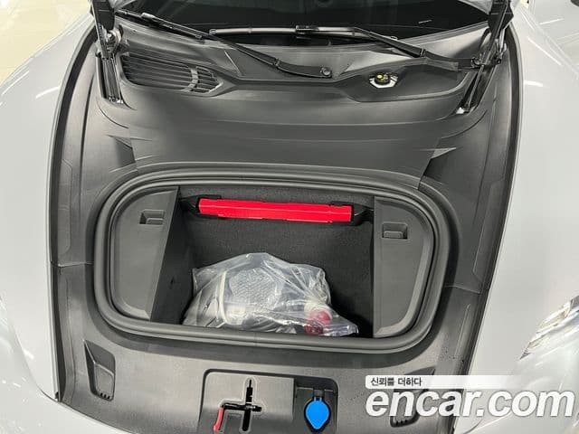 Porsche 타이칸 4S Cross Turismo, 2023 все фото