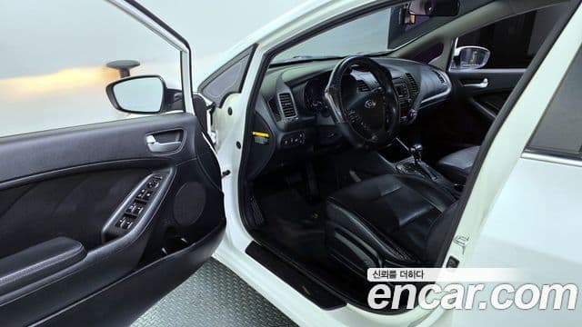 Kia K3 Special, 2015 10