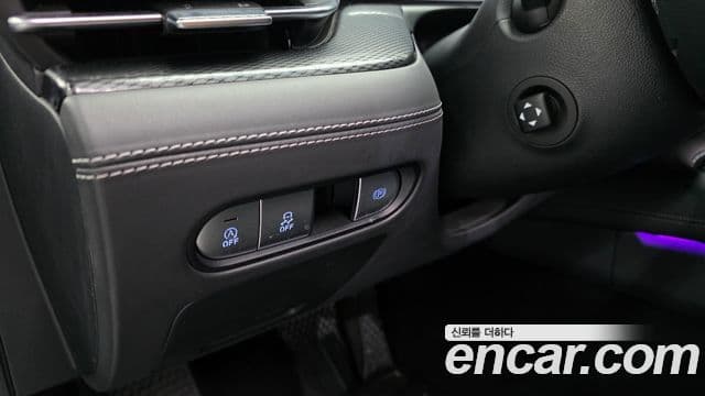 Genesis G90 (RS4) бензин 3.5 турбо AWD, 2022 13