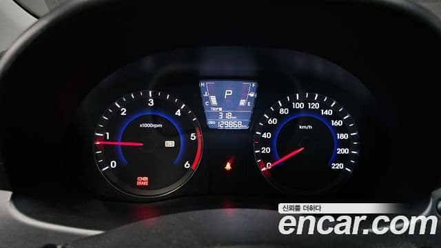 Hyundai Accent(новый кузов / новое поколение) Premier, 2012 8