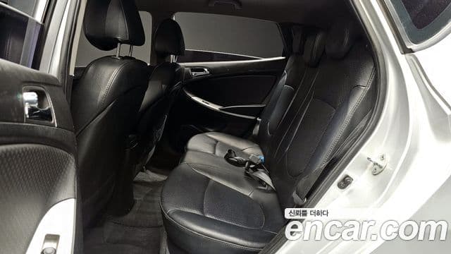 Hyundai Accent(новый кузов / новое поколение) Premier, 2012 12