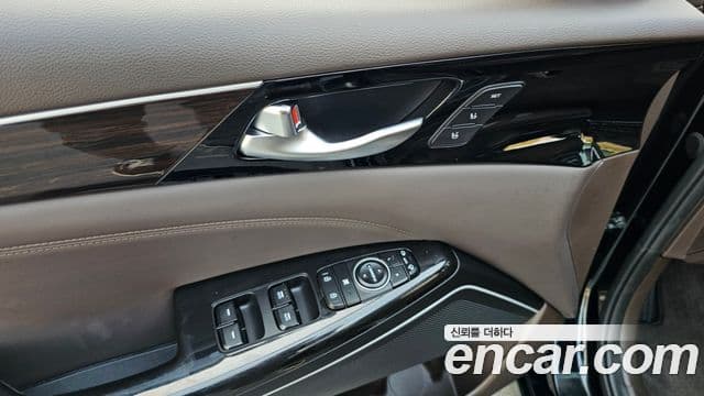 Kia All New K7 Noblesse, 2019 18