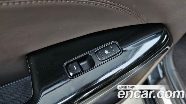 Kia All New K7 Noblesse, 2019 19