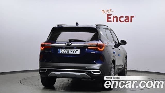 Kia Seltos Signature, 2021 4