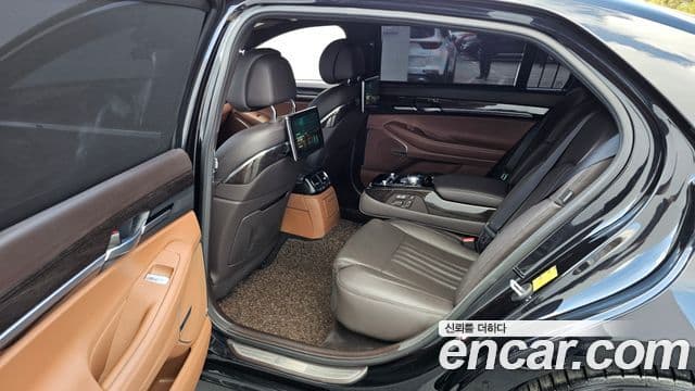Genesis G90 Premium Luxury, 2020 12