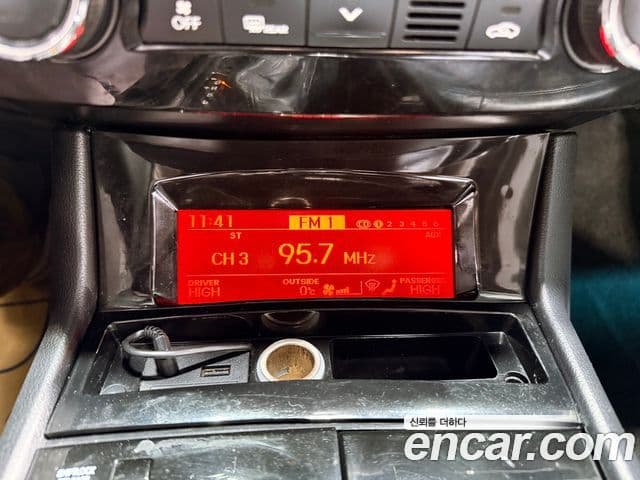 Kia K7 Special, 2011 11